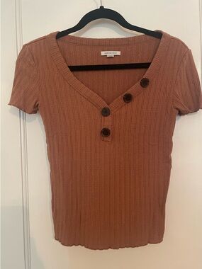 American Eagle Outfitters Rust Short-Sleeve Ribbed Top with Buttons Size XS